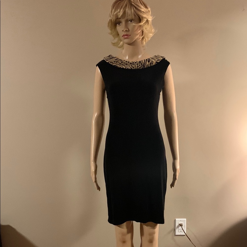 Artex Collection Elegant Black Dress w/ Animal Print Detail at Collar Size Small